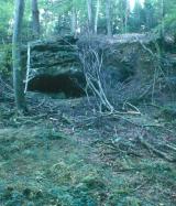 Rock-shelter from Mantzebaach - © Sept. 2001 by J.-P. Stein - SPL